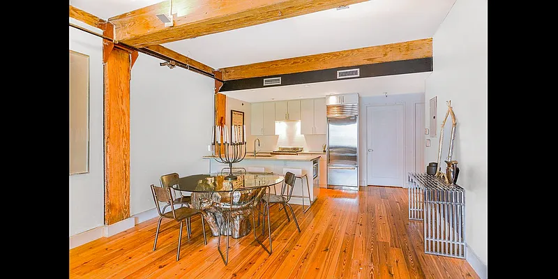 Rented by R New York | media 3