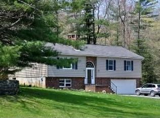 60 Kripplebush Creek Rd, Stone Ridge, NY 12484