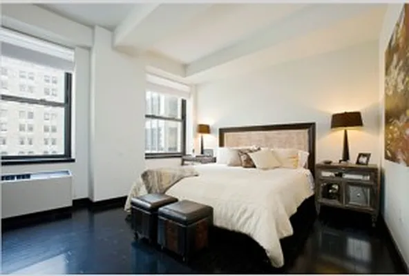 Sold by Avenue Real Estate | media 1