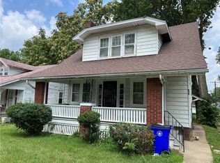 636 W Cushing St, Decatur, IL 62526