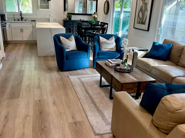 28550 Conejo View Dr, Agoura Hills, CA 91301