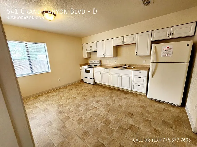 541 Grand Canyon Blvd #D — Photo 9