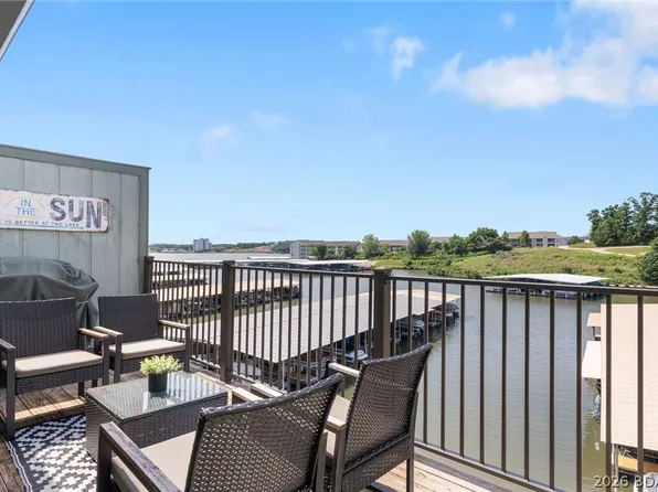45 Southwood Shores Pl #4B, Lake Ozark, MO 65049