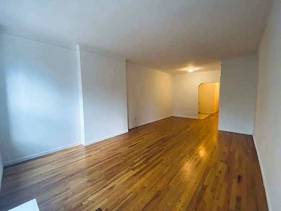 3rd image of 1612 York Ave #4B1