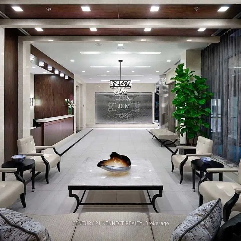 James Cooper Mansion Condos — Photo 2