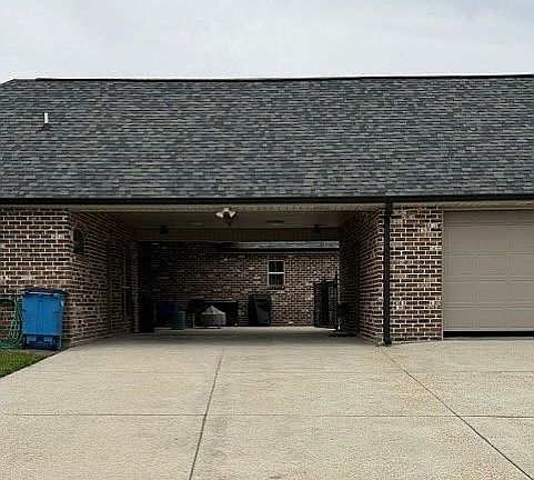 3rd image of 503 Country Cottage Blvd