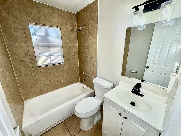 4566 Chateau Rd — Photo 8