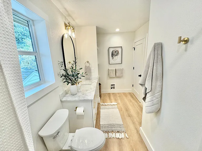 14210 Roslyn Pl N — Photo 16