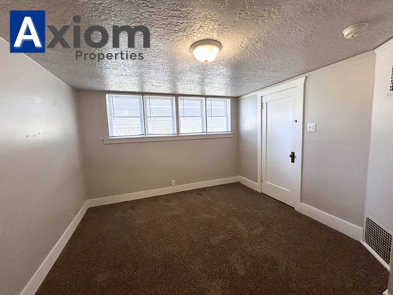 735 N Grant Ave #2 — Photo 13