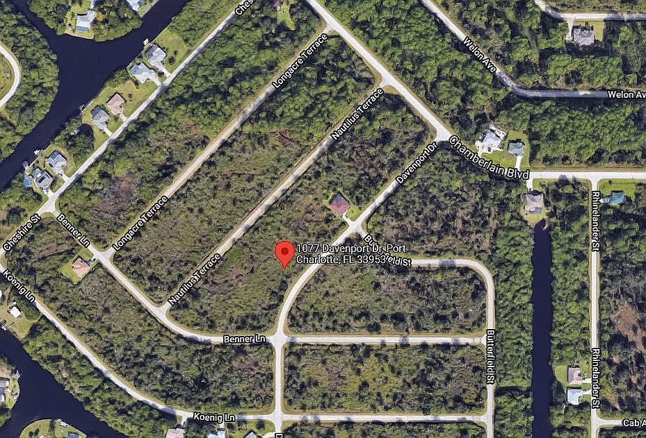 2nd image of 1077 Davenport Dr