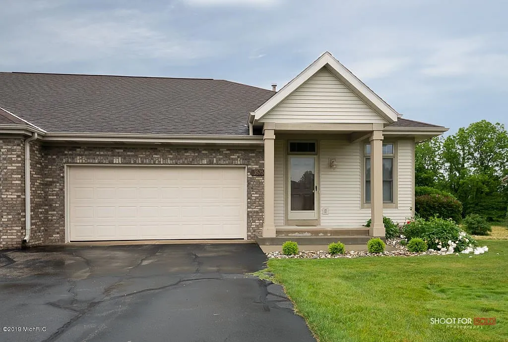 3575 Brook Point Dr photo 1