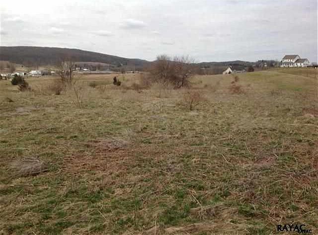 2nd image of 197 Big Mount Rd