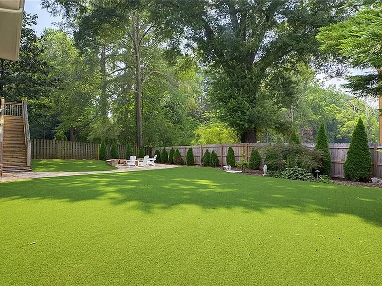 1452 Woodland Hills Dr — Photo 49