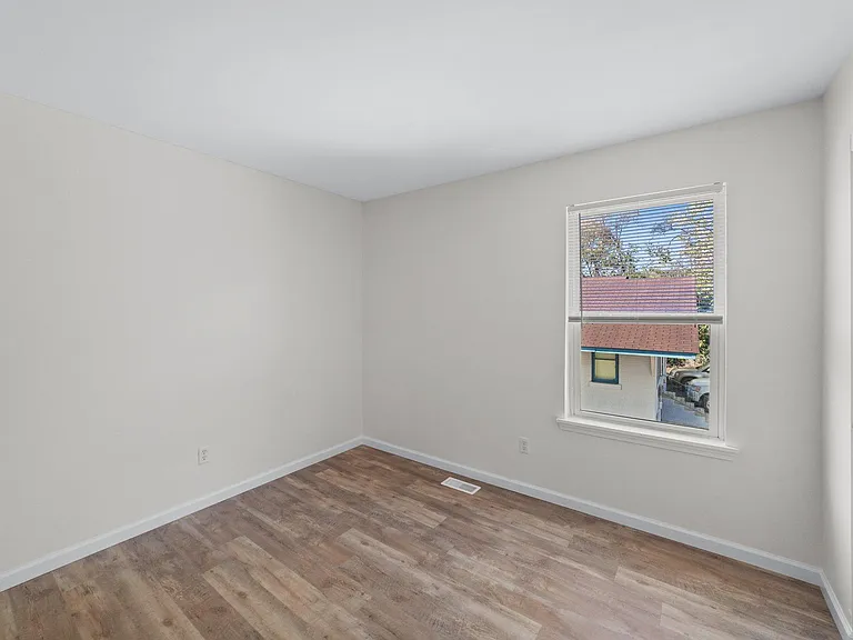 361 E Cherry St #361 — Photo 9