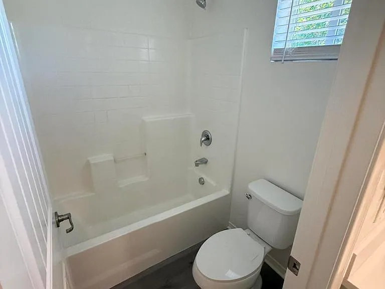 8305 Sunset Hills Pl — Photo 19