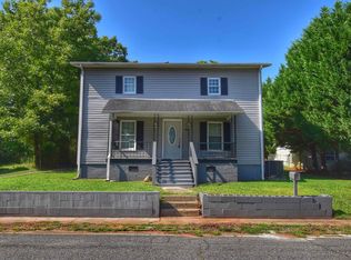 334 Poole St, Woodruff, SC 29388