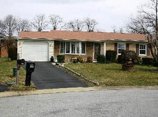 17822 Thornberry Rd, Hagerstown, MD 21740