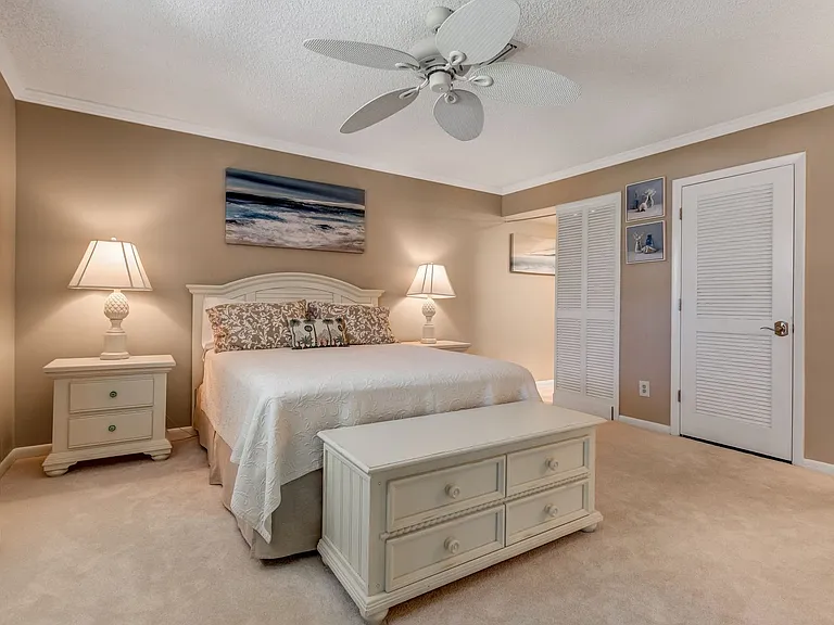 4126 Belair Ln #B10 — Photo 15