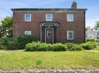 200 Pleasant St, Winthrop, MA 02152