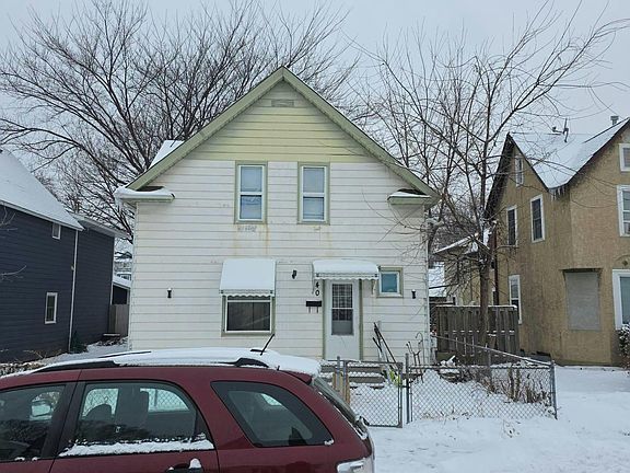 3rd image of 140 2nd Ave S