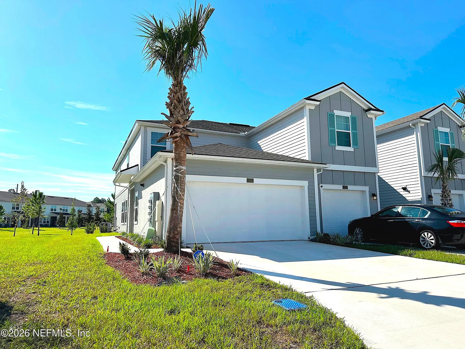 3 bed, 2.5 bath, 1795 sqft, $2,300 — Photo 2