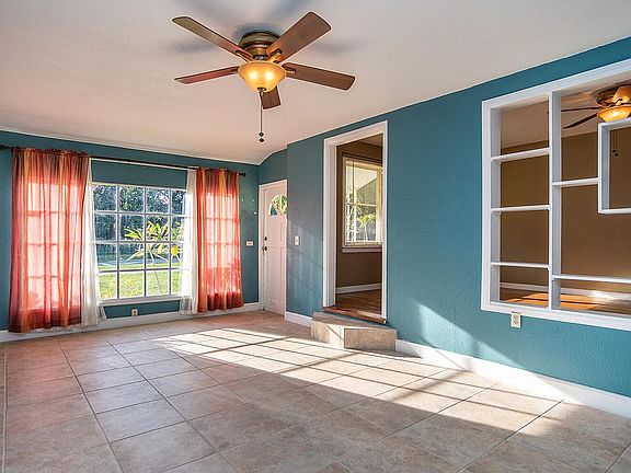 5th image of 4916 Wishart Blvd