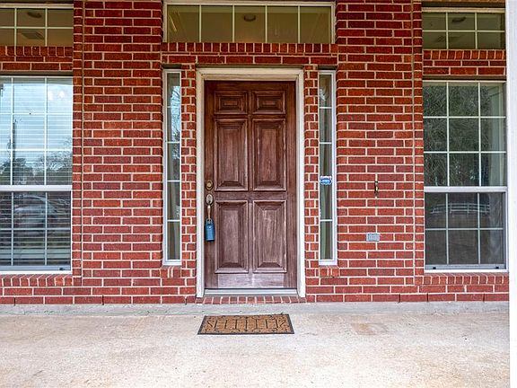 4th image of 28506 Diamond Creek Dr