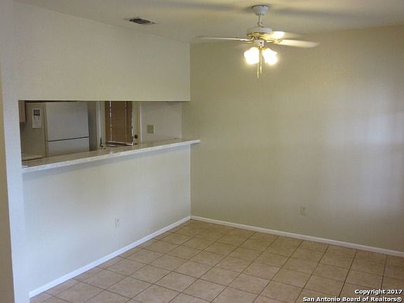 4th image of 1021 S Mesquite St