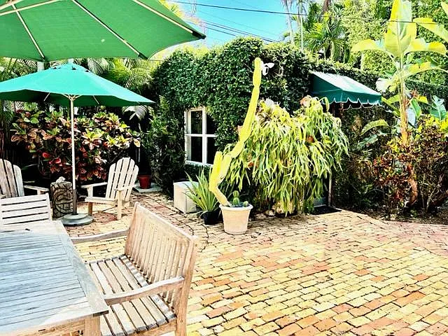 4110 Ventura Ave — Photo 16