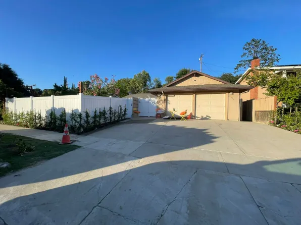 5448 Ruthwood Dr, Calabasas, CA 91302
