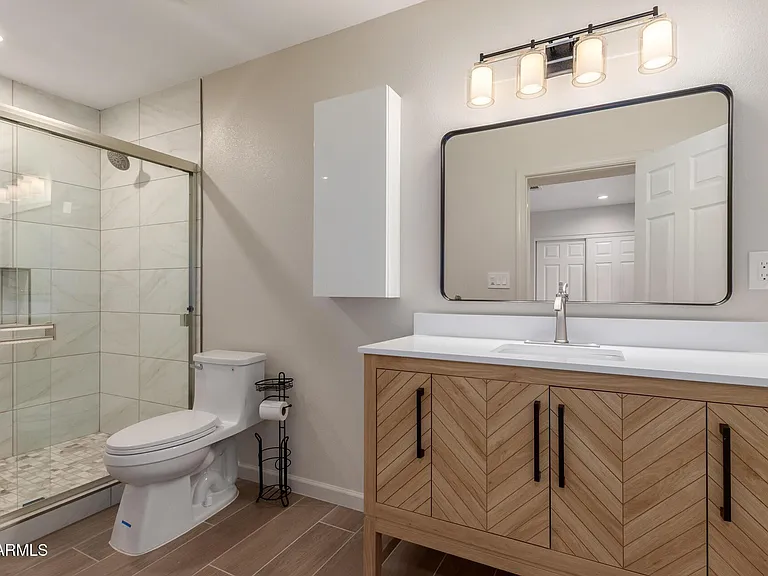 1628 E Del Rio Dr — Photo 19