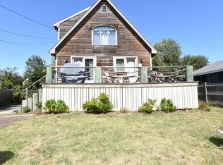 34 Mayflower Ln, Marshfield, MA 02050