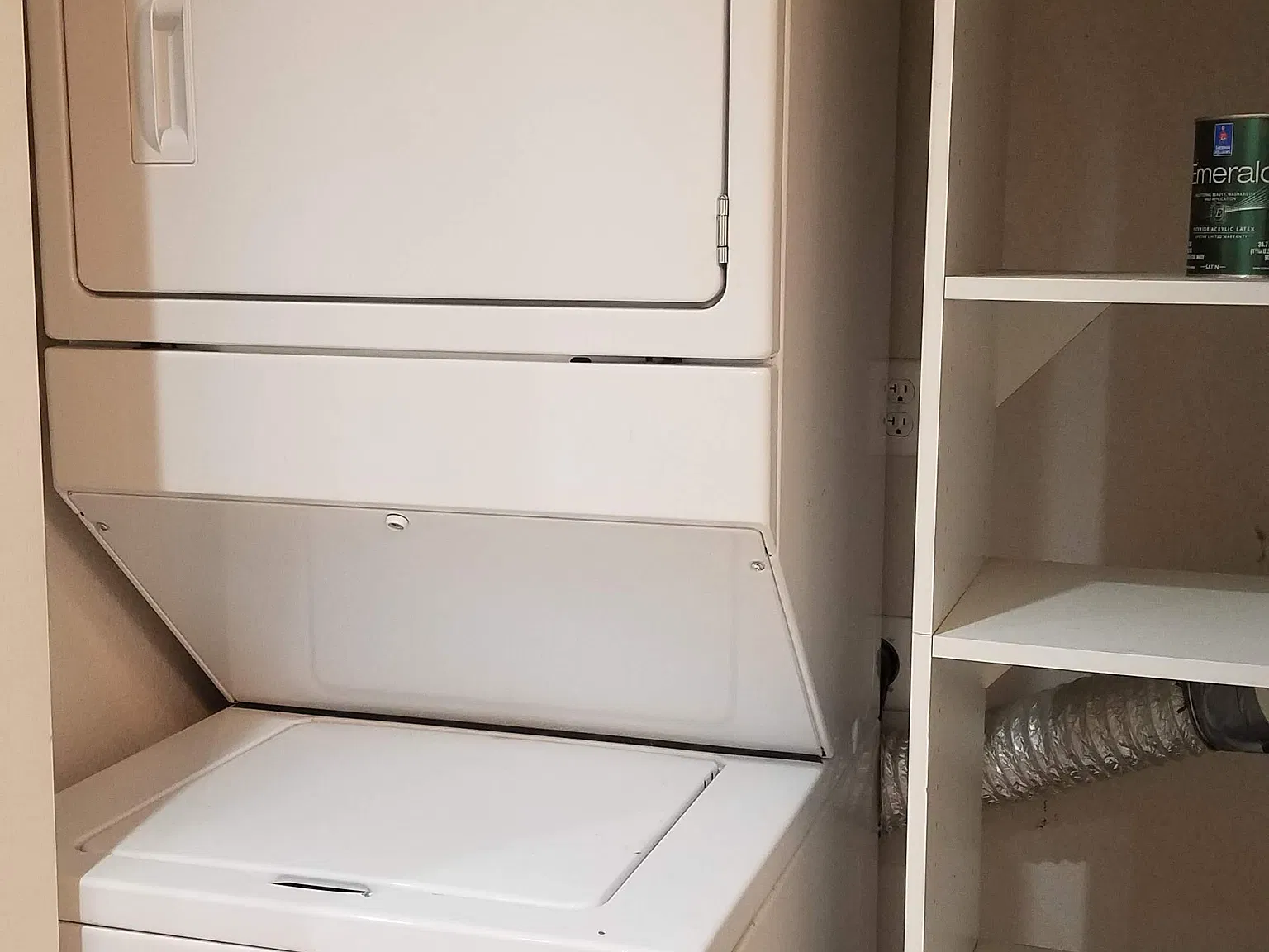 2 bed, 857 sqft, $2,200 — Photo 4