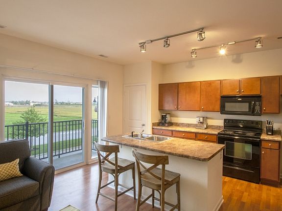 4th image of 6185 Gateway Dr #7ce26a67e