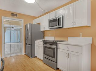 6850 10th Ave N APT 101, Lake Worth, FL 33467