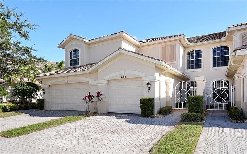 1st image of 4489 Cinnamon Dr #2605
