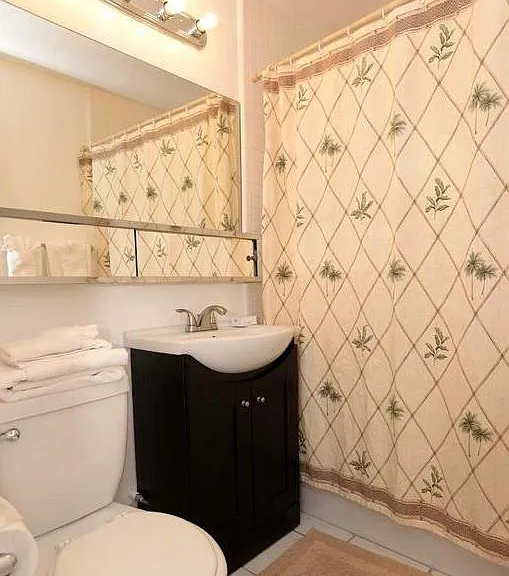 1121 Arlington Blvd #646 — Photo 2