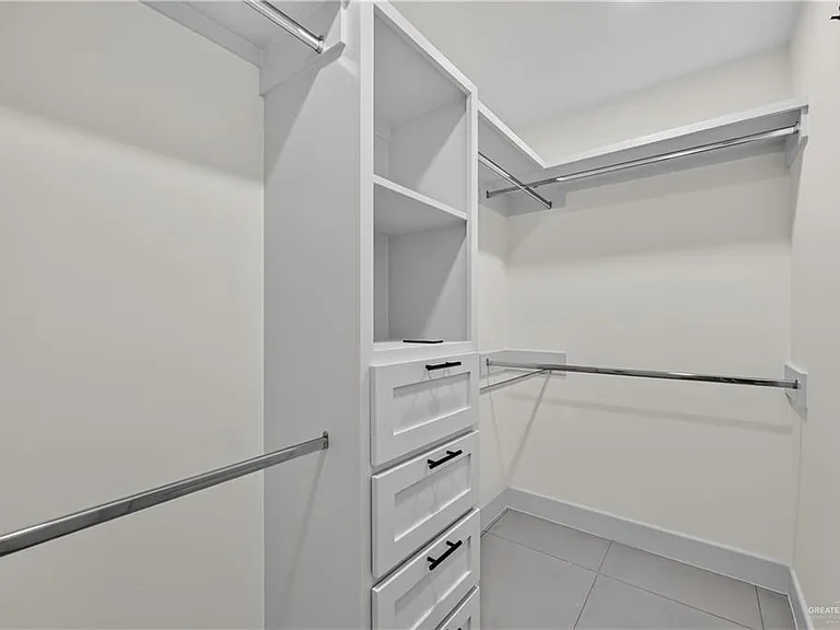 1417 W Dawes Ave — Photo 15