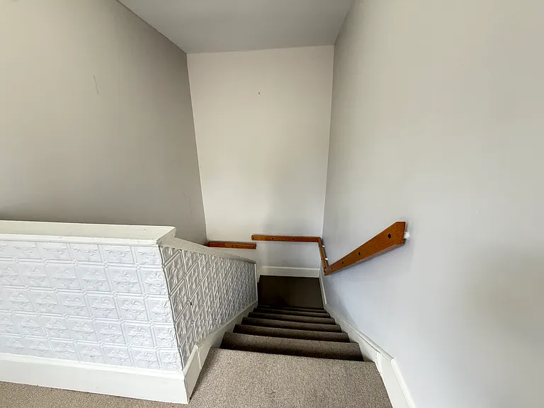 2822 Broadway Ave #3 — Photo 24