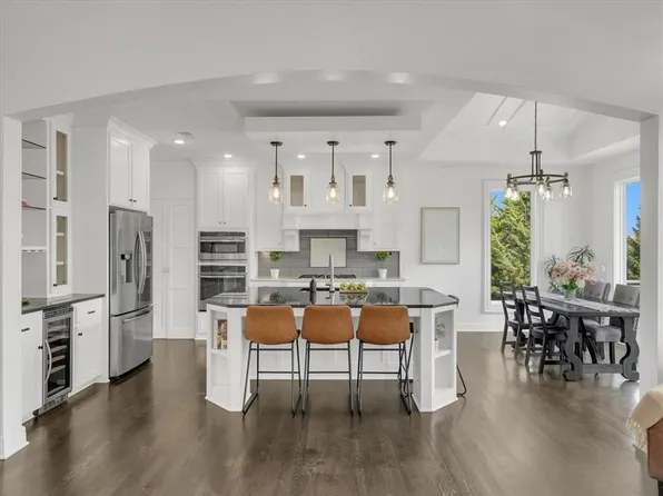 11901 W 160th Pl, Overland Park, KS 66221