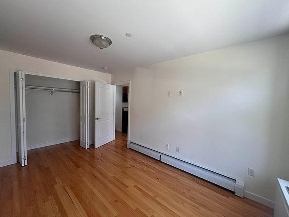 4th image of 14-34 31st Ave #2C