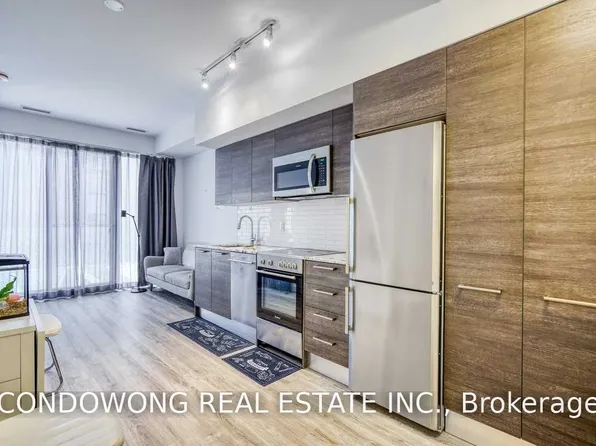 28 Wellesley St E, Toronto, ON