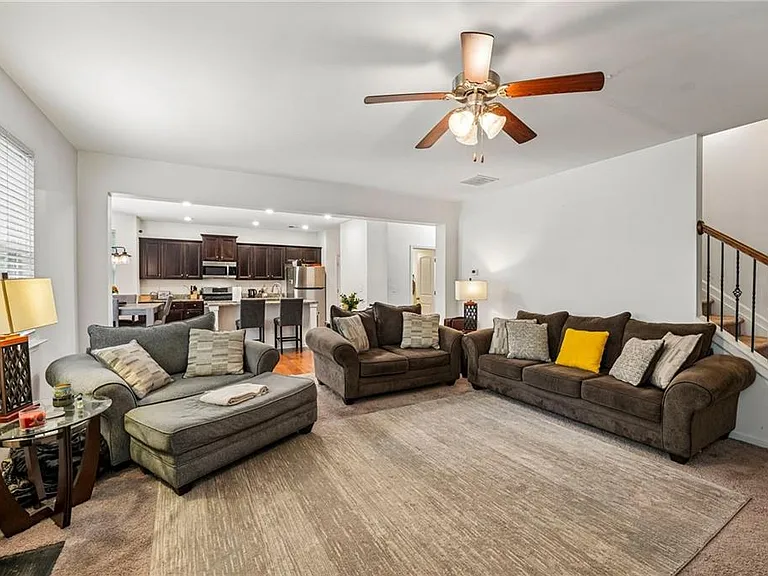 6216 Oakdale Ridge Ct SE — Photo 3