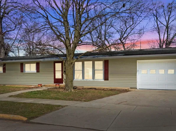 114 N Lake St, Syracuse, IN 46567