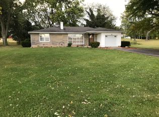 705 Stinson Dr, Mount Vernon, IL 62864