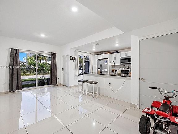 4th image of 25888 SW 139th Path