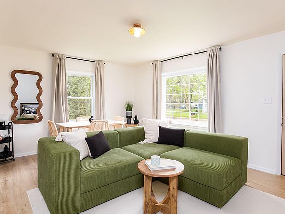 3rd image of 143 Rhodes St