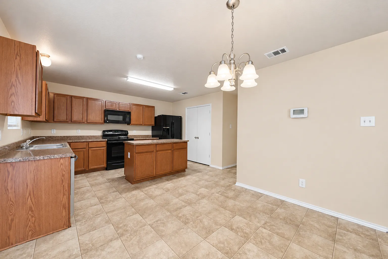 3706 Jack Barnes Ave, Killeen — Photo 4