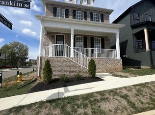 262 Franklin St, Pleasant View, TN 37146