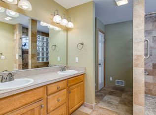 327 Broadhead Dr, Midland, MI